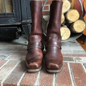 Women’s size 8.5 Frye Harness Boots (Brown)